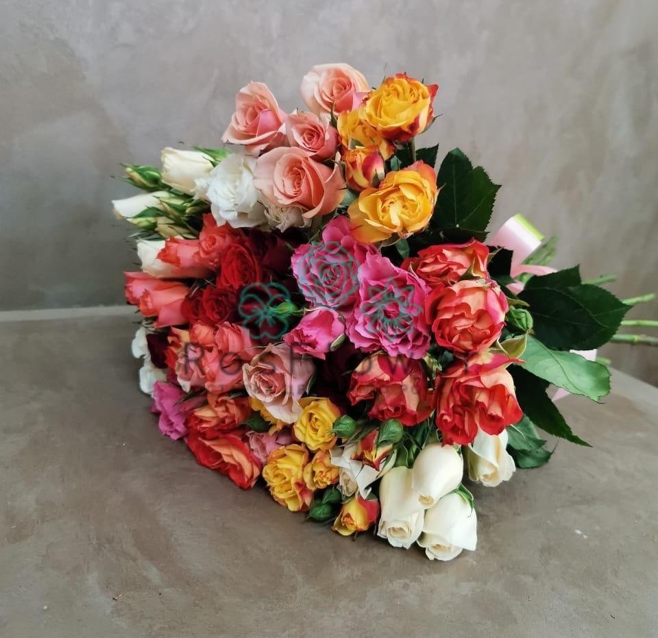 Букет цветов из: Розы в Харпе