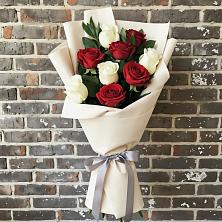 Букет цветов из:  Розы в Харпе