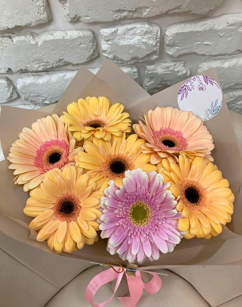 Букет цветов из: Герберы в Харпе