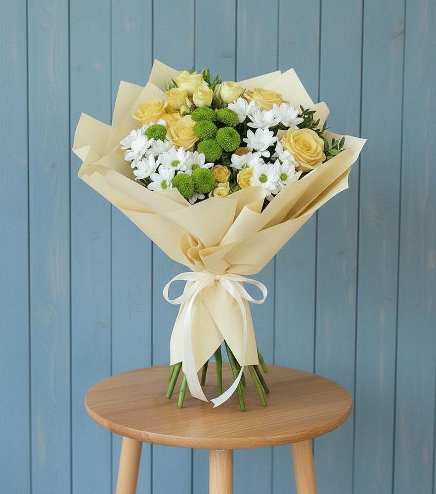 Букет цветов из: Хризантемы и Розы в Харпе