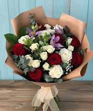 Букет цветов из:  Розы и Альстромерии в Харпе