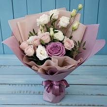 Букет цветов из:  Розы и Лизиантусы в Харпе