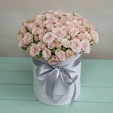 Цветочная композиция из Розы в шляпной коробке в Харпе