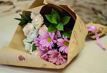Букет цветов из:  Розы и Хризантемы #REPLACE_PRED# Харпе