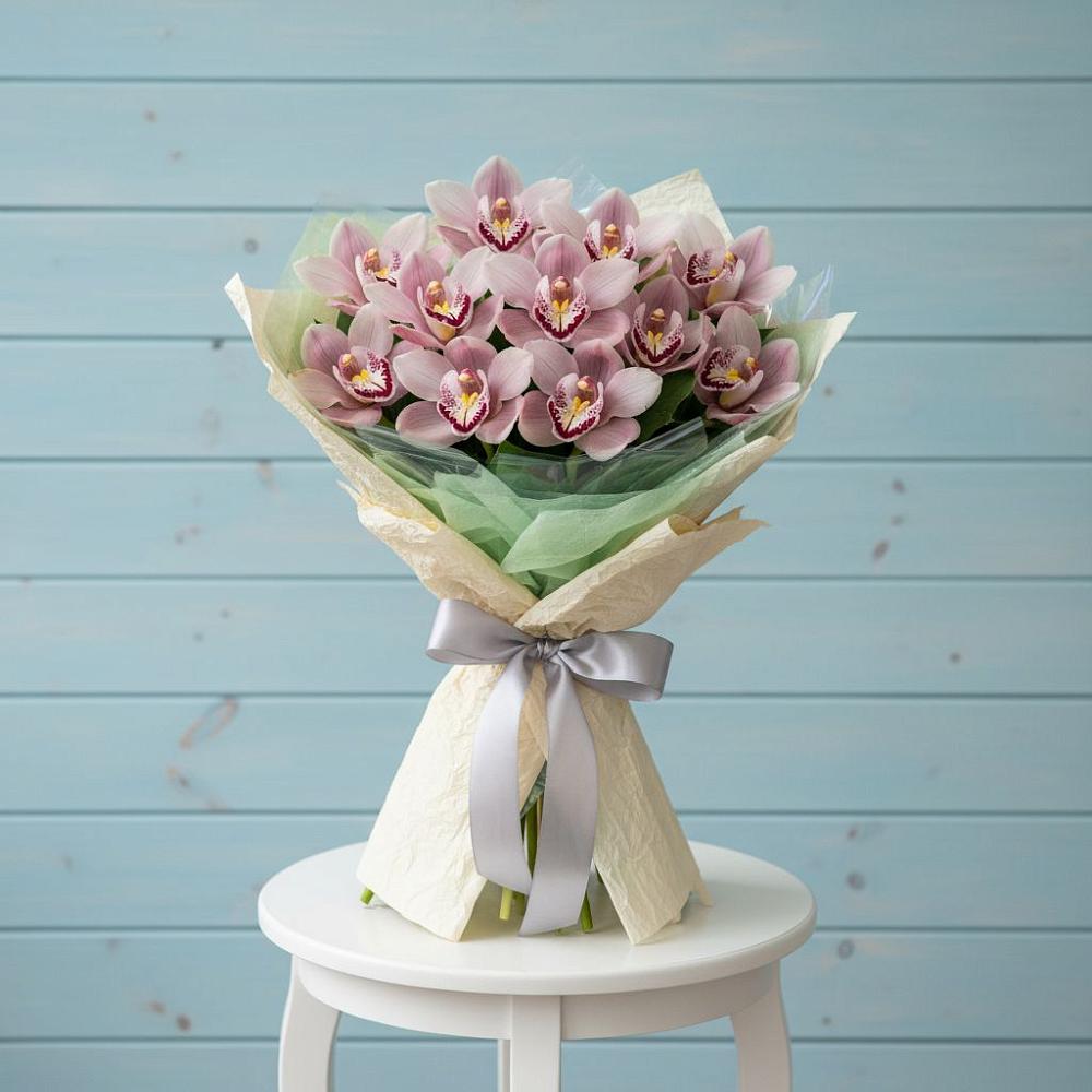 Букет цветов из: Орхидеи и Розы в Харпе