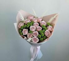 Букет цветов из:  Розы и Хризантемы в Харпе