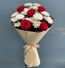 Букет цветов из:  Розы и Хризантемы в Харпе