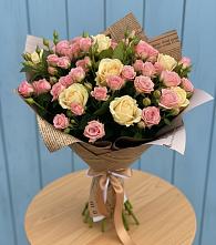 Букет цветов из:  Розы в Харпе