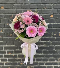 Букет цветов из:  Герберы и Хризантемы в Харпе