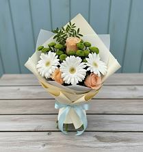Букет цветов из:  Герберы, Розы и Хризантемы в Харпе