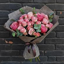 Букет цветов из:  Розы в Харпе
